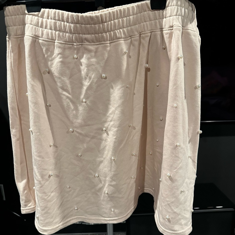 Brand new with tags 18/20 Cato Elegant Cream/light pink Skirt with Pearl Accents